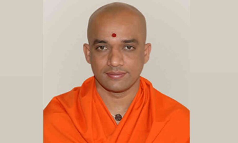 ಸಾಮಾಜಿಕ ಜಾಲತಾಣದಲ್ಲಿ ಅವಹೇಳನಕಾರಿ ಪೋಸ್ಟ್: ನಿರ್ಮಲಾನಂದನಾಥ ಸ್ವಾಮೀಜಿ ವಿರುದ್ಧ ನಿಂದನೆ ಪ್ರಕರಣಕ್ಕೆ ಎಫ್‌ಐಆರ್