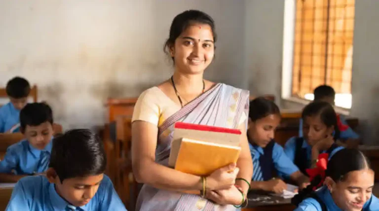ರಾಜ್ಯದ ಸರ್ಕಾರಿ ಶಾಲೆಗಳಲ್ಲಿ ದ್ವಿಭಾಷಾ ಬೋಧನೆಗೆ ಸಿದ್ಧತೆ: ಶಿಕ್ಷಕರಿಗೆ ‘ಟ್ರಾನ್ಸಿಷನ್ ಯೋಜನೆ’ ತರಬೇತಿ ಆರಂಭ