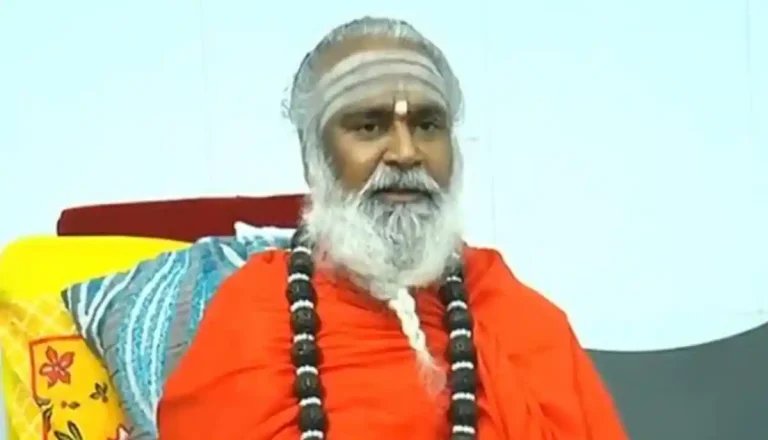 ವೀರಶೈವ ಲಿಂಗಾಯತರನ್ನು ಕಡೆಗಣಿಸಿದರೆ ಬಿಜೆಪಿ ಬೆಲೆ ತೆರಬೇಕಾಗುತ್ತದೆ: ರಂಭಾಪುರಿ ಶ್ರೀ ಎಚ್ಚರಿಕೆ