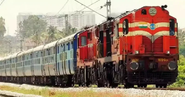 ರೈಲ್ವೆಯಲ್ಲಿ 17,692 ಹುದ್ದೆಗಳ ಭರ್ಜರಿ ನೇಮಕಾತಿ: ಇಲ್ಲಿದೆ ಮಾಹಿತಿ