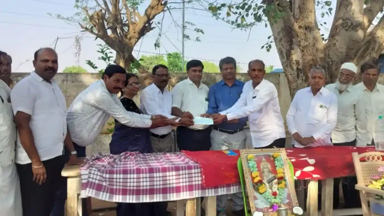 ನಾಗರಾಜ ಸಂಗಮ ದಂಪತಿಯಿಂದ ಸರ್ಕಾರಿ ಶಾಲೆಯ ದತ್ತ ನಿಧಿಗೆ ಒಂದು ಲಕ್ಷ ಠೇವಣಿ