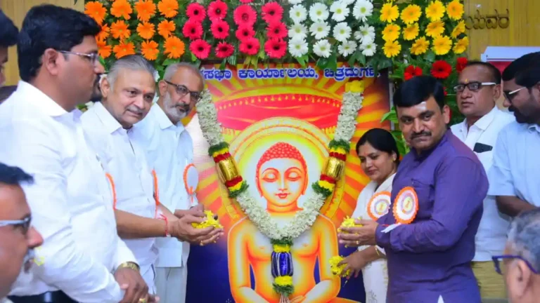 ಅಹಿಂಸಾ ತತ್ವದಿಂದ ಮಾತ್ರ ಜಗತ್ತಿನಲ್ಲಿ ಶಾಂತಿ ಸಾಧ್ಯ : ಎಡಿಸಿ ಬಿ.ಟಿ.ಕುಮಾರಸ್ವಾಮಿ