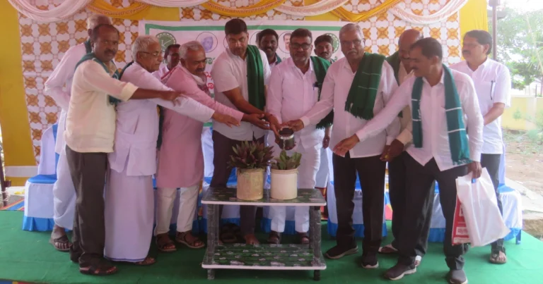 ದೇಶಕ್ಕೆ ಅನ್ನ ನೀಡುವ ರೈತ ಸಾಲಗಾರನಾಗುತ್ತಿದ್ದಾನೆ : ದರ್ಶನ್ ಪುಟ್ಟಣ್ಣಯ್ಯ