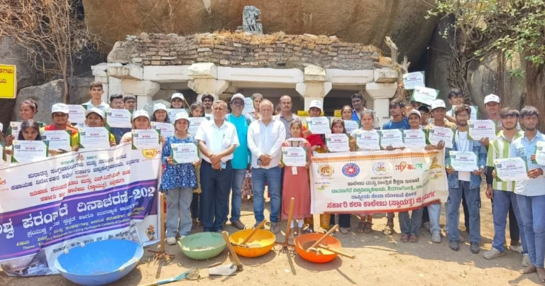 ಸ್ಮಾರಕ ಸಂರಕ್ಷಣೆ ಪ್ರತಿಯೊಬ್ಬರ ಹೊಣೆ :  ಪ್ರಹ್ಲಾದ್