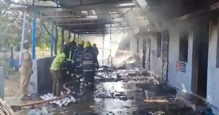 ತಮಿಳುನಾಡು : ಪಟಾಕಿ ತಯಾರಿಕಾ ಘಟಕದಲ್ಲಿ ಭಾರಿ ಸ್ಫೋಟ ; 18 ಮಂದಿ ಸಾವು…!