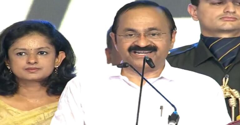 BREAKING : ಕೇರಳದ ನೂತನ ಮುಖ್ಯಮಂತ್ರಿಯಾಗಿ ವಿ.ಡಿ. ಸತೀಶನ್ ಪ್ರಮಾಣ ವಚನ ಸ್ವೀಕಾರ
