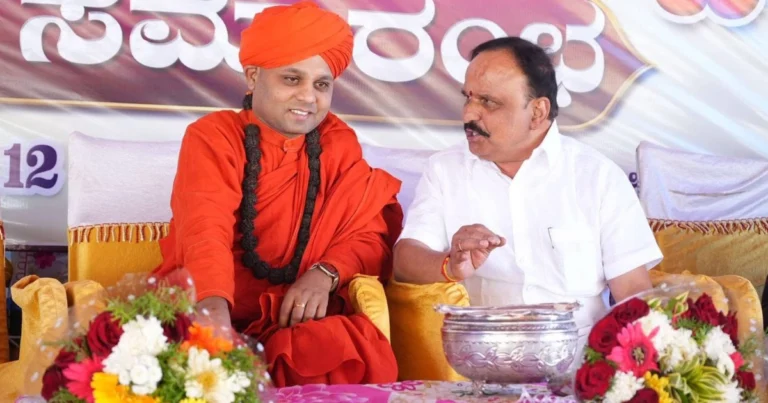 ಅಗಲಿದ ಜನನಾಯಕನಿಗೆ ಭೋವಿ ಗುರುಪೀಠದ ಶ್ರೀಗಳಿಂದ ಭಾವಪೂರ್ಣ ಸಂತಾಪ