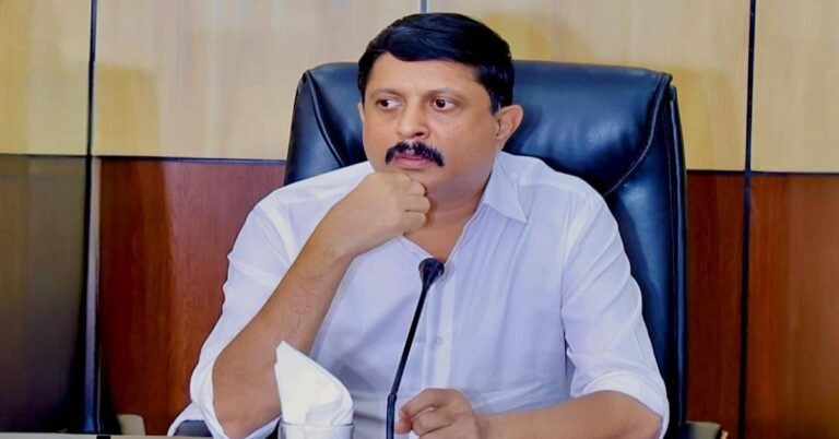 ರಾಜ್ಯದ ಸಾರಿಗೆ ನಿಗಮಗಳಿಗೆ 5000 ಹೊಸ ಬಸ್ ಸೇರ್ಪಡೆ ; ಮಹಿಳೆಯರಿಗೆ ಉಚಿತ ಸ್ಮಾರ್ಟ್ ಕಾರ್ಡ್ ಸೌಲಭ್ಯ
