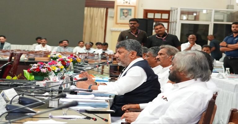 ಭ್ರಷ್ಟಾಚಾರ ಮುಕ್ತ, ಜನಪರ ಆಡಳಿತ ನಮ್ಮ ಸಂಕಲ್ಪ; ಅಧಿಕಾರಿಗಳಿಗೆ ಸಿಎಂ ಡಿ.ಕೆ.ಶಿವಕುಮಾರ್ ಸೂಚನೆ