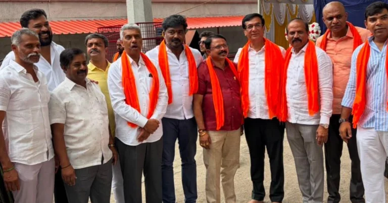 ಪ್ರಧಾನಿ ಮೋದಿಯಿಂದ 4399 ದಿನಗಳ ಆಡಳಿತದ ಐತಿಹಾಸಿಕ ಮೈಲುಗಲ್ಲು : ಬೆಂಗಳೂರಿನ ಶ್ರೀ ಸೋಮೇಶ್ವರ ದೇವಸ್ಥಾನದಲ್ಲಿ ವಿಶೇಷ ಪೂಜೆ