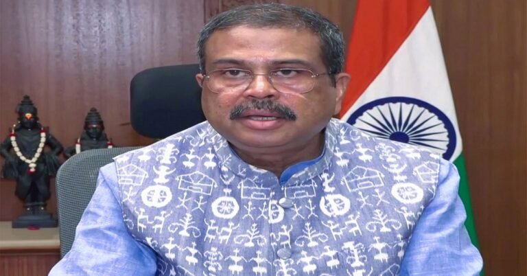 ವಿದ್ಯಾರ್ಥಿಗಳ ಭವಿಷ್ಯ ಅನಗತ್ಯ ಗೊಂದಲದ ಬಲೆಯಲ್ಲಿ ಸಿಲುಕಬಾರದು : ರಾಜೀನಾಮೆಗೆ ಕಾರಣ ಬಿಚ್ಚಿಟ್ಟ ಧರ್ಮೇಂದ್ರ ಪ್ರಧಾನ್