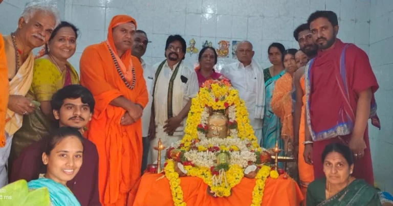 ಹಣ ಸಂಪಾದನೆಯ ಜೊತೆಗೆ ಮನುಷ್ಯ ಸಂಬಂಧಗಳು ಗಟ್ಟಿಗೊಳ್ಳಬೇಕಿದೆ: ಡಾ. ಕೇದಾರಲಿಂಗ ಶ್ರೀಗಳು