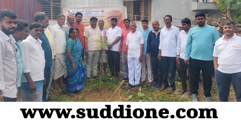 ಮಾದಾರ ಚನ್ನಯ್ಯ ಸ್ವಾಮೀಜಿ ಜನ್ಮದಿನ : ಅಂಧರ ಶಾಲೆ ಮಕ್ಕಳಿಗೆ ಉಪಹಾರ ವಿತರಣೆ, ಸಸಿ ನೆಟ್ಟು ಪರಿಸರ ಸಂರಕ್ಷಣೆಯ ಸಂದೇಶ