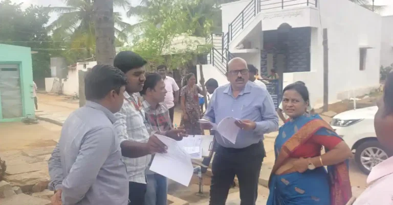 ಮತದಾರರ ಪಟ್ಟಿ ವಿಶೇಷ ಪರಿಷ್ಕರಣೆ : ಮನೆ-ಮನೆ ಭೇಟಿ ಕಾರ್ಯ ಚುರುಕು