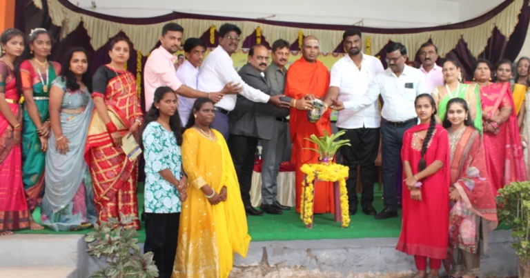 ಪಿ.ಯು, ಪದವಿ ಹಂತದ 5 ವರ್ಷದ ಪರಿಶ್ರಮ ಮುಂದಿನ 50 ವರ್ಷಗಳ ಭವಿಷ್ಯಕ್ಕೆ ಬುನಾದಿ: ಶ್ರೀ ಬಸವಪ್ರಭು ಸ್ವಾಮೀಜಿ