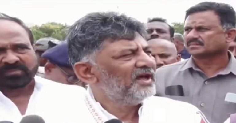 ಚಿತ್ರದುರ್ಗ : ರಾಜ್ಯದಲ್ಲಿ ಕುಡಿಯುವ ನೀರು, ಶಿಕ್ಷಣ ಹಾಗೂ ರೈತರ ಸಮಸ್ಯೆ ಬಗ್ಗೆ ಸರ್ಕಾರದ ಕಟ್ಟುನಿಟ್ಟಿನ ಕ್ರಮ : ಸಿಎಂ ಡಿ.ಕೆ ಶಿವಕುಮಾರ್