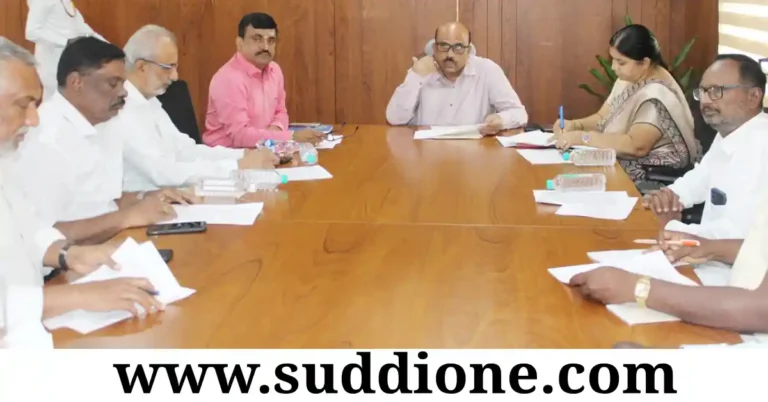 ದೋಷಮುಕ್ತ ಮತದಾರರ ಪಟ್ಟಿ ಸಿದ್ಧತೆಗೆ ರಾಜಕೀಯ ಪಕ್ಷಗಳು ಕೈಜೋಡಿಸಿ: ಚುನಾವಣಾಧಿಕಾರಿ ವೆಂಕಟೇಶ್