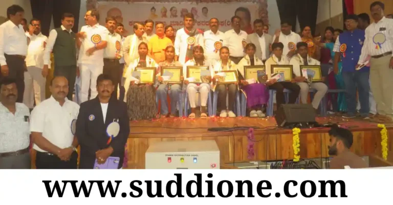 ಚಿತ್ರದುರ್ಗ: ಮಾದಿಗ ನೌಕರರ ಸಂಘದ ಸಮಾರಂಭದಲ್ಲಿ ರಾಜಕೀಯ ನಾಯಕರ ವಾಕ್ಸಮರ!