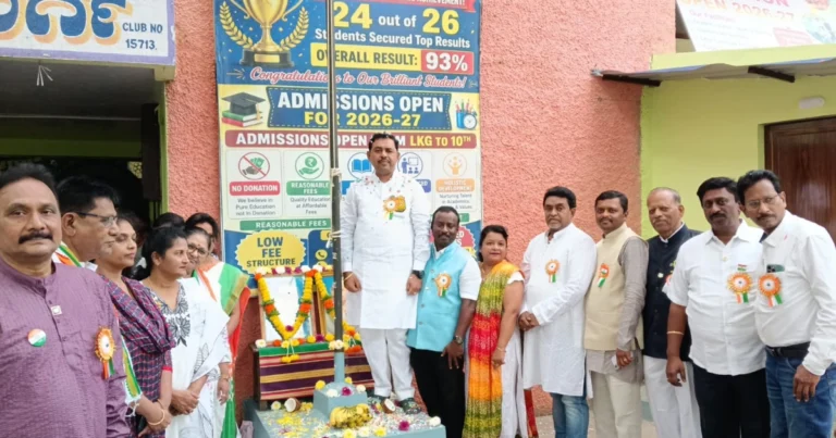 ಚಿತ್ರದುರ್ಗ | ರೋಟರಿ ಶಾಲೆಯಲ್ಲಿ ಸಂಭ್ರಮದ ಸ್ವಾತಂತ್ರ್ಯ ದಿನಾಚರಣೆ