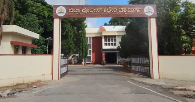ಚಿತ್ರದುರ್ಗ ಜಿಲ್ಲೆಯಾದ್ಯಂತ 2,134 ಗಣೇಶ ಮೂರ್ತಿಗಳ ಪ್ರತಿಷ್ಠಾಪನೆ : 7 ಅತಿಸೂಕ್ಷ್ಮ, 114 ಸೂಕ್ಷ್ಮ ಪ್ರದೇಶಗಳಲ್ಲಿ ಬಿಗಿ ಪೊಲೀಸ್ ಬಂದೋಬಸ್ತ್