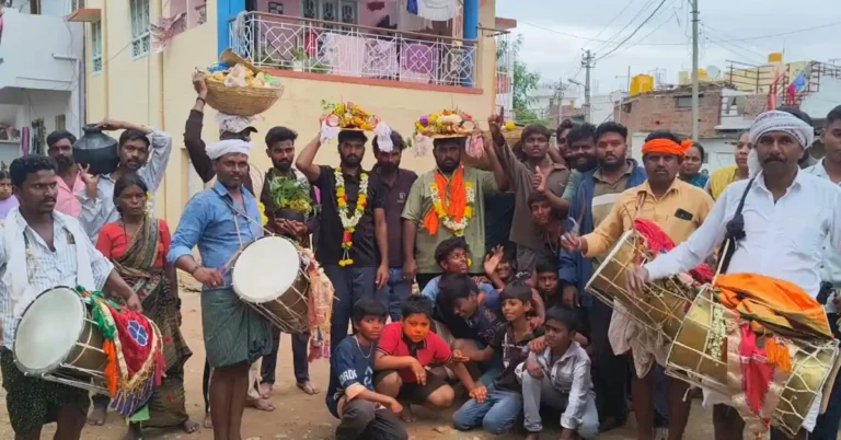 ಚಳ್ಳಕೆರೆಯಲ್ಲಿ ಶ್ರದ್ಧಾ ಭಕ್ತಿಯ ‘ಹೋಳಿಗೆಮ್ಮ ಹಬ್ಬ ಆಚರಣೆ