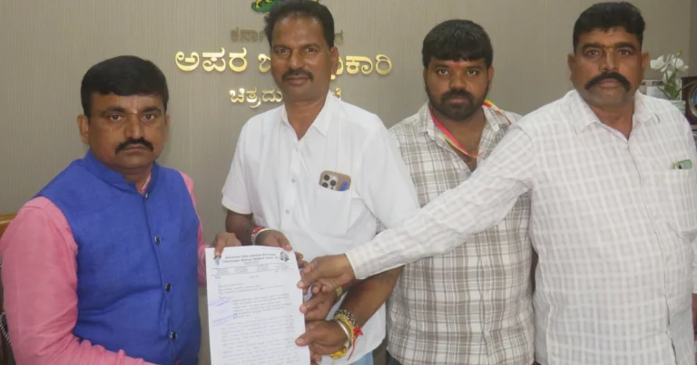 ಅಕ್ಕಿ ಅಕ್ರಮ ಮಾರಾಟದ ಹಿಂದೆ ಯಾರಿದ್ದಾರೆ? ಲೋಕಾಯುಕ್ತ ತನಿಖೆಗೆ ಕಟ್ಟಡ ಕಾರ್ಮಿಕರ ಸಂಘ ಒತ್ತಾಯ