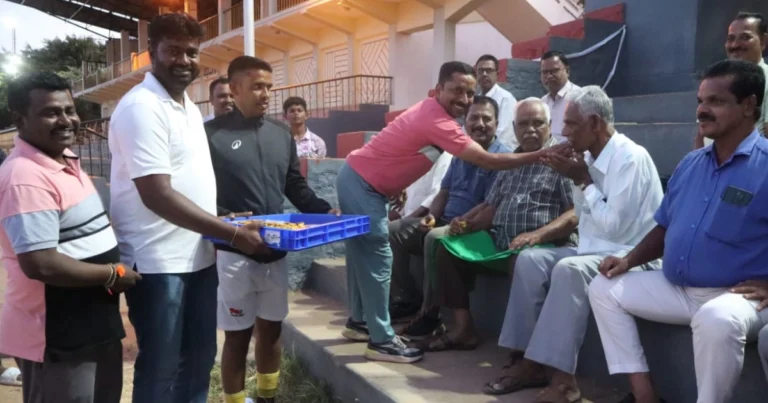 ಬಯಲು ಸೀಮೆಗೆ ಹರಿದ ಭದ್ರೆ : ಭೋವಿಗುರುಪೀಠದಿಂದ ಒನಕೆ ಓಬವ್ವ ಕ್ರೀಡಾಂಗಣದಲ್ಲಿ ಸಿಹಿ ವೈಭವ