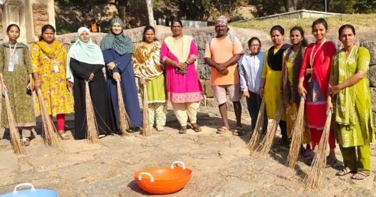 ವಿಶ್ವ ಪ್ರವಾಸೋದ್ಯಮ ದಿನ: ಕೋಟೆ ಆವರಣದಲ್ಲಿ ಸ್ವಚ್ಛತಾ ಅಭಿಯಾನ, ಪ್ರತಿಜ್ಞಾವಿಧಿ ಸ್ವೀಕಾರ