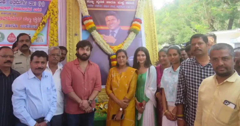 ಚಿತ್ರದುರ್ಗ: ಆರ್ಯ ಈಡಿಗರ ಸೇವಾ ಸಂಘದಿಂದ ಪವರ್ ಸ್ಟಾರ್ ಪುನೀತ್ ರಾಜ್‌ಕುಮಾರ್ 5ನೇ ಪುಣ್ಯಸ್ಮರಣೆ ಆಚರಣೆ