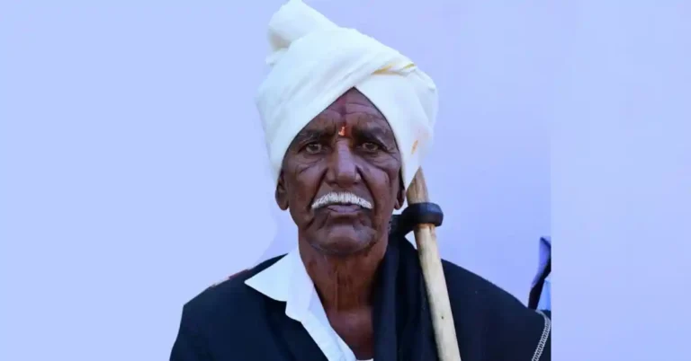 ಹಿರಿಯ ಕೋಲಾಟ ಕಲಾವಿದ ನರಸಪ್ಪಗೆ ಕರ್ನಾಟಕ ಜಾನಪದ ಅಕಾಡೆಮಿ ಗೌರವ ಪ್ರಶಸ್ತಿ
