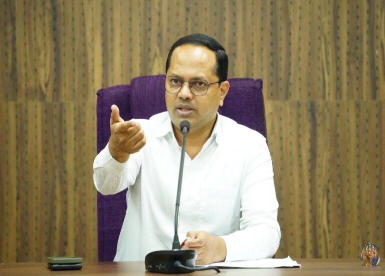 ಬರ ಪರಿಸ್ಥಿತಿ : ಜಾನುವಾರು ರಕ್ಷಣೆ ಮತ್ತು ಮೇವು ಪೂರೈಕೆಗೆ ಜಿಲ್ಲಾಡಳಿತದಿಂದ ಸಮರೋಪಾದಿ ಕ್ರಮ