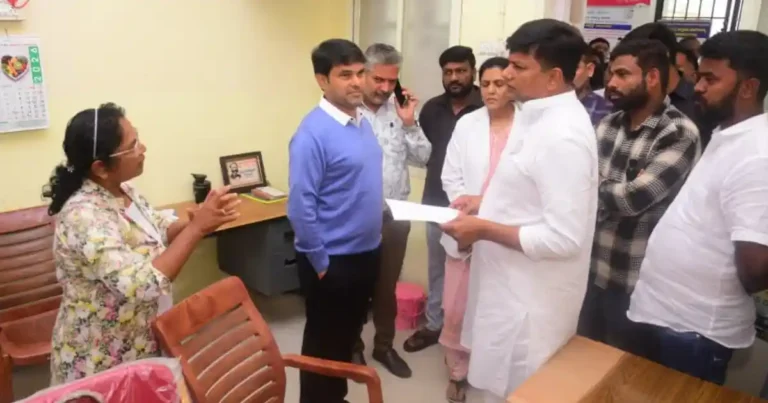 ಬಡ ಕುಟುಂಬಗಳಿಗೆ ಆರ್ಥಿಕ ಸಂಕಷ್ಟ ತರಬೇಡಿ: ಚಿತ್ರದುರ್ಗ ಆಸ್ಪತ್ರೆಯಲ್ಲಿ ಅಕ್ರಮ ಹಣ ವಸೂಲಿ ಆರೋಪಕ್ಕೆ ಶಾಸಕ ವೀರೇಂದ್ರ ಪಪ್ಪಿ ಗರಂ