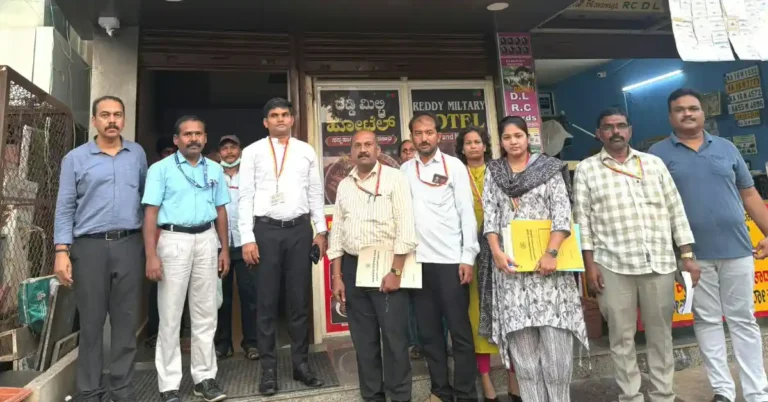 ಚಿತ್ರದುರ್ಗ | ವಿವಿಧ ಹೋಟೆಲ್, ಜ್ಯೂಸ್ ಅಂಗಡಿಗಳ ಮೇಲೆ ಆಹಾರ ಸುರಕ್ಷತಾ ಅಧಿಕಾರಿಗಳ ದಿಢೀರ್ ದಾಳಿ