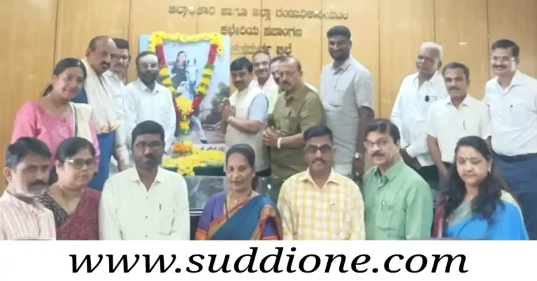 ಕಿತ್ತೂರು ರಾಣಿ ಚೆನ್ನಮ್ಮ ಧೀರತನ ಇಂದಿಗೂ ಪ್ರೇರಣೆ: ಅಪರ ಜಿಲ್ಲಾಧಿಕಾರಿ ಬಿ.ಟಿ.ಕುಮಾರಸ್ವಾಮಿ